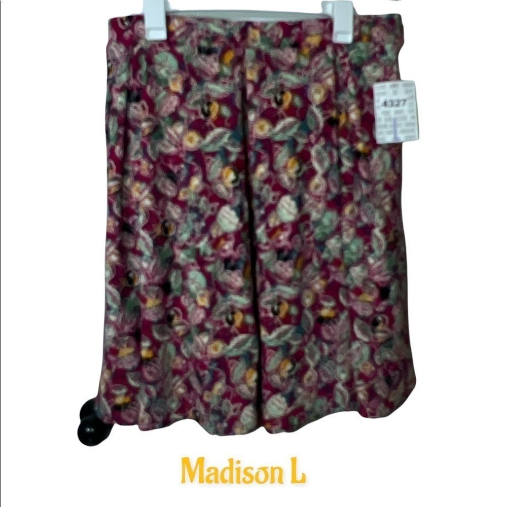 🌸3/$30🌸 NWT LuLaRoe Madison L